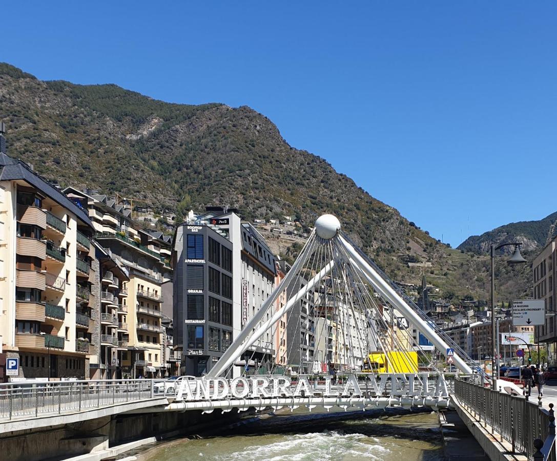 Апартаменты Centrico Loft En Andorra La Vella Con 2 Parkings Hut 5372 Экстерьер фото